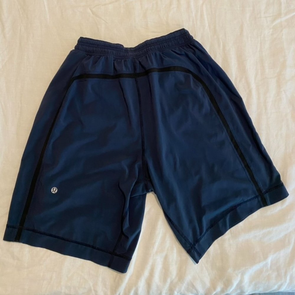 Men's Lululemon Pacebreaker 9" with luxtreme compression liner